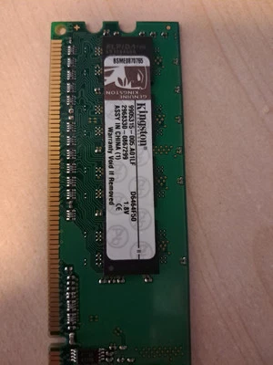 512MB Kingston DDR2 PC-RAM PC2-5300U 667MHz 240pin DIMM  - Immagine 1 di 3