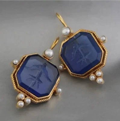 Pendientes Museo Eduardianos Intaglio Azul Marino Perla Oro Camafeo Flor Geométrica Foto 1 de 4