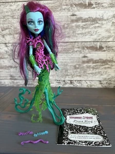 Monster High Doll Great Scarrier Reef Posea Reef Down Under Ghouls 2015 w/Extras - Picture 1 of 4