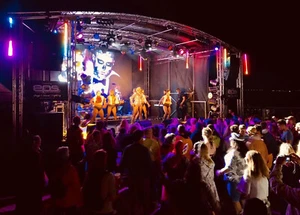 Mobile Stage Trailer - Outdoor Festival Stage - Picture 1 of 9