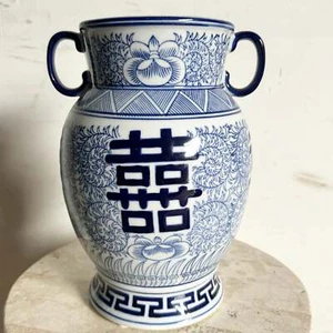 Chinese Qing Dynasty Style Blue and White Vase - Picture 1 of 6