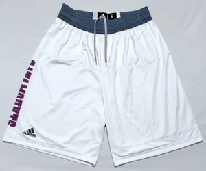 2015 Adidas UVM Catamounts Womens Small White Pink Basketball Shorts 26" Waist - Picture 1 of 7