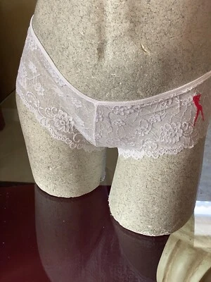 HUSTLER LACE CHEEKY MEDIUM WHITE PANTY WITH HUSTLER LOGO - NWT - Image 1 of 4