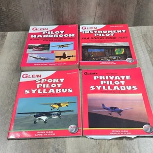 Lot of 4 Gleim Pilot Training Manuals Books Log Records Preowned 2006-2009 - Foto 1 di 7