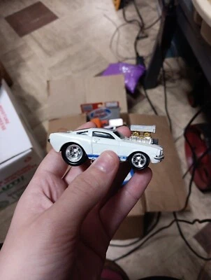 66 Mustang GT 350 White & Blue Stripes in box 1:64sc. Mustang Machines VGC - Image 1 of 4