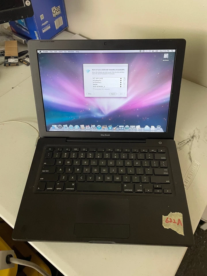 Black Apple MacBook A1181 Tested 2008 Core 2 Duo 2.16ghz 2GB 250GB HDD #622A - Image 1 of 4