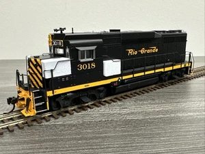 Broadway Limited HO #9571 EMD GP30 Locomotive D&RGW #3018 DCC Rdy NIB - CC - Picture 1 of 10