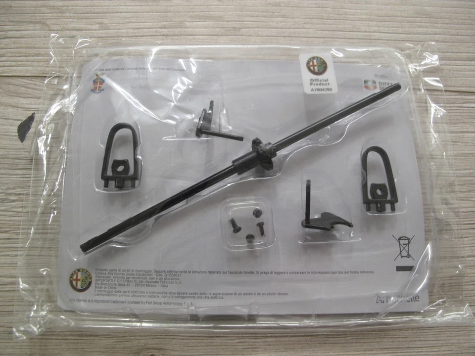 ALFA ROMEO GIULIA SUPER 1600 CARABINIERI HACHETTE 1/8 SPARE PARTS PARTI #37 - Immagine 1 di 1