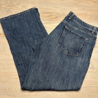 Eddie Bauer Novelty Fit Blue Jeans Women’s 16P Petite Mid Wash Stretch Denim - Image 1 of 4