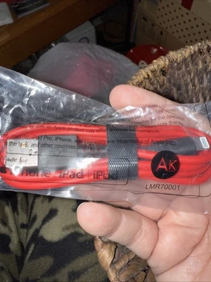 iphone charging cord 4’ - Image 1 of 4