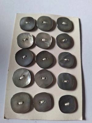 Perlmuttknöpfe viereckig Set 15 Stück grau oder braun schimmer, 2loch, ca. 20 mm - Bild 1 von 4