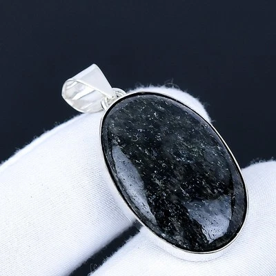 Colgante hecho a mano de cuarzo lodolita chapado en plata 925 de 1,68" Foto 1 de 3