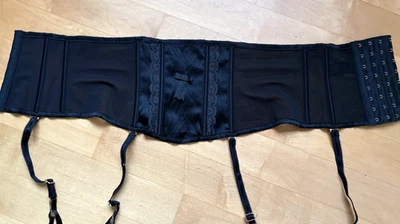 MYLA LONDON hoher & WEICHER schwarzer NYLON Strapsgürtel in S-M 4 Strumpfhalter - Bild 1 von 4