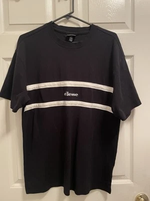 Camiseta negra grande Ellesse para hombre Foto 1 de 4