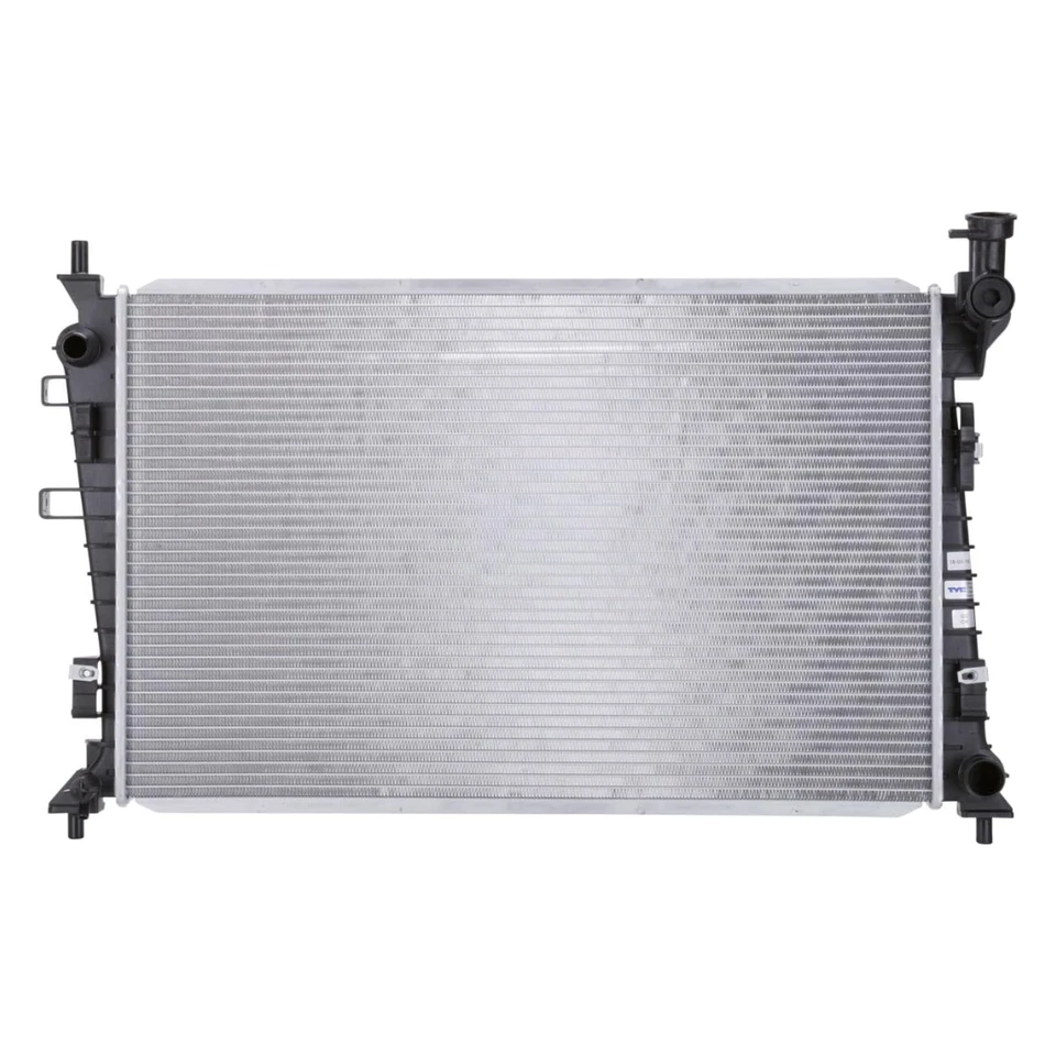 Conjunto de radiador TYC 13087 para Ford Focus 08-11 Foto 1 de 4
