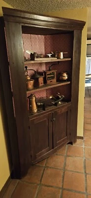 Armario esquinero antiguo pieza primitiva 1864.  Foto 1 de 3