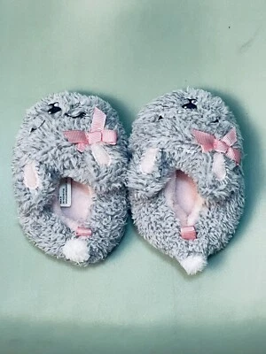 Kitten look Gray Pink Slippers Bedroom Shoes Soft Baby Girl Size 2  - Image 1 of 4