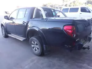 MITSUBISHI TRITON MN 08/09-04/15 DIFFERENTIAL CENTRE REAR 2.5 DIESEL 3.917 RATIO - Picture 1 of 12