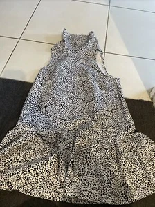 The Fifth Dress M Freepost G17 - Picture 1 of 4