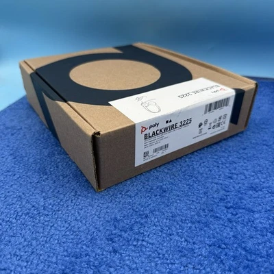 Auriculares estéreo USB-C Poly Blackwire 3225 + enchufe de 3,5 mm + adaptador USB-C/A Foto 1 de 3