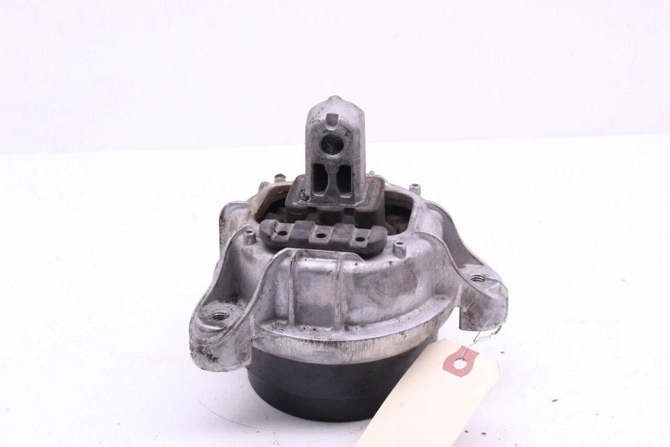 BMW 535i 2011 montaje del motor izquierdo OEM usado Foto 1 de 4