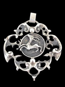 Traje de caza ciervo saltarín - plata 800 - colgante de cadena vintage alrededor de 1940 - Imagen 1 de 14