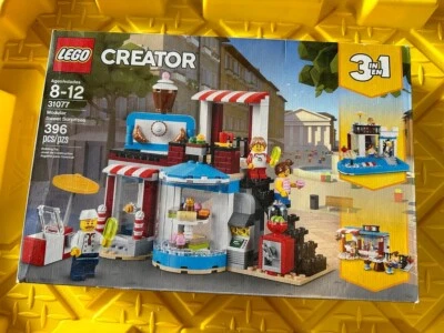 Lego Creator 3 in 1 Modular Sweet Surprises 31077. New in sealed box. 396 pieces - Image 1 of 2