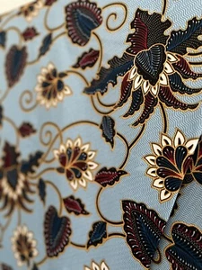 Indonesian batik Cotton fabric Baby Blue Floral And Patterned Motif - Picture 1 of 6