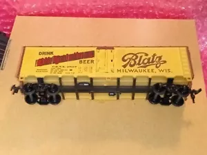 ATHEARN USED CONDITION HO SCALE BEER REEFER CAR, BLATZ BEER, OLD HEIDELBERG BEER - Picture 1 of 9