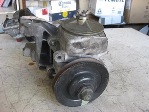 Mercedes-Benz Power Steering Pump W123 240D Vickers 65 Bar A1164602480 - Bild 1 von 3