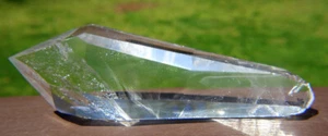 Stunning Water Clear Lemurian Quartz Crystal w Rainbow Sparkles - Picture 1 of 10