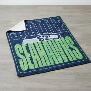 Coperta lancio logo squadra NFL foderata sherpa grande gioco 80x60 unisex regalo tifoso - Foto 1 di 7