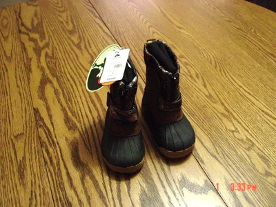 Botas de invierno para niños pequeños de Ozark Trail ¡LEER MEDIDAS!! Foto 1 de 4