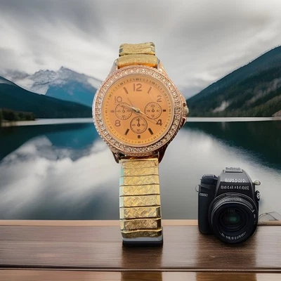 Reloj de mujer FMD, pedrería, correa Speidel - batería nueva Foto 1 de 4