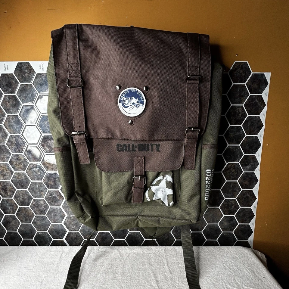 Mochila Call Of Duty Segunda Guerra Mundial Activision Cartera Militar Bioworld Bolso Mensajero Foto 1 de 4