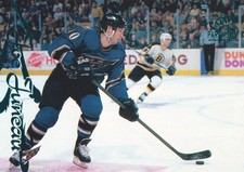 1997-98 Pacific Paramount Hockey Emerald Green #195 Joe Juneau Capitals