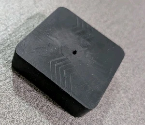 10 St. Nevoga Montageplatten / Unterlagsplatten 70x70x20mm voll Ausgleichplatten - Bild 1 von 3