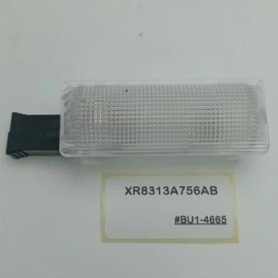 Luz de cortesía interior trasera Jaguar S-TYPE 2000-2008 XR8313A756AB Foto 1 de 4