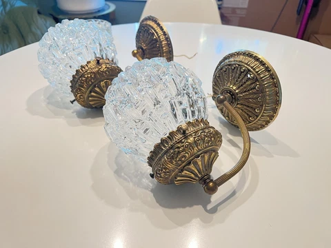 Vintage Mid Century Eagle MFG Co Brass Metal Glass Globe Electric Wall Sconces Cover