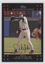 2007 Topps New York Yankees Limited Edition Gift Set Derek Jeter #NYY17 HOF