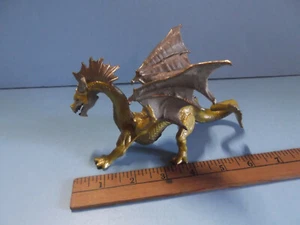 Figura Safari LTD Golden Dragon 2012 7" de alto PVC/ABS - Imagen 1 de 9