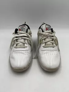Size 10- Reebok Workout Advance Low White Collegiate Navy - Picture 1 of 7