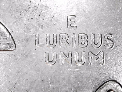 1976D TYPE 1 EISENHOWER DOLLAR ~ 'REVERSE STRUCK THROUGH' ERROR 'E LURIBUS UNUM' - Image 1 of 3