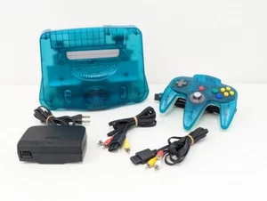 Z332 Nintendo 64 Console Blu Trasparente NUS-001 N64 JAPAN Adattatore Controller Funzionante - Foto 1 di 18