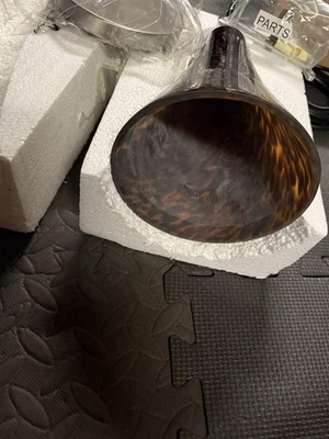 Lámpara colgante de vidrio de quórum arte vidrio caparazón de tortuga ámbar Foto 1 de 2