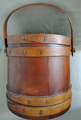 Cubo de azúcar/cesta de costura vintage de madera de abeto Foto 1 de 4