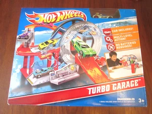 2011 Hot Wheels Turbo Garage Playset w/Car SELAED NOS - Picture 1 of 3