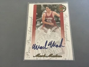 2000 Press Pass SE Autographs #16 Mark Madsen Auto - NM-MT - Picture 1 of 2