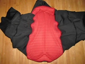 VOLER Cycle Shorts Size LARGE Nylon Spandex BLACK with RED CONTOUR PAD - Picture 1 of 3