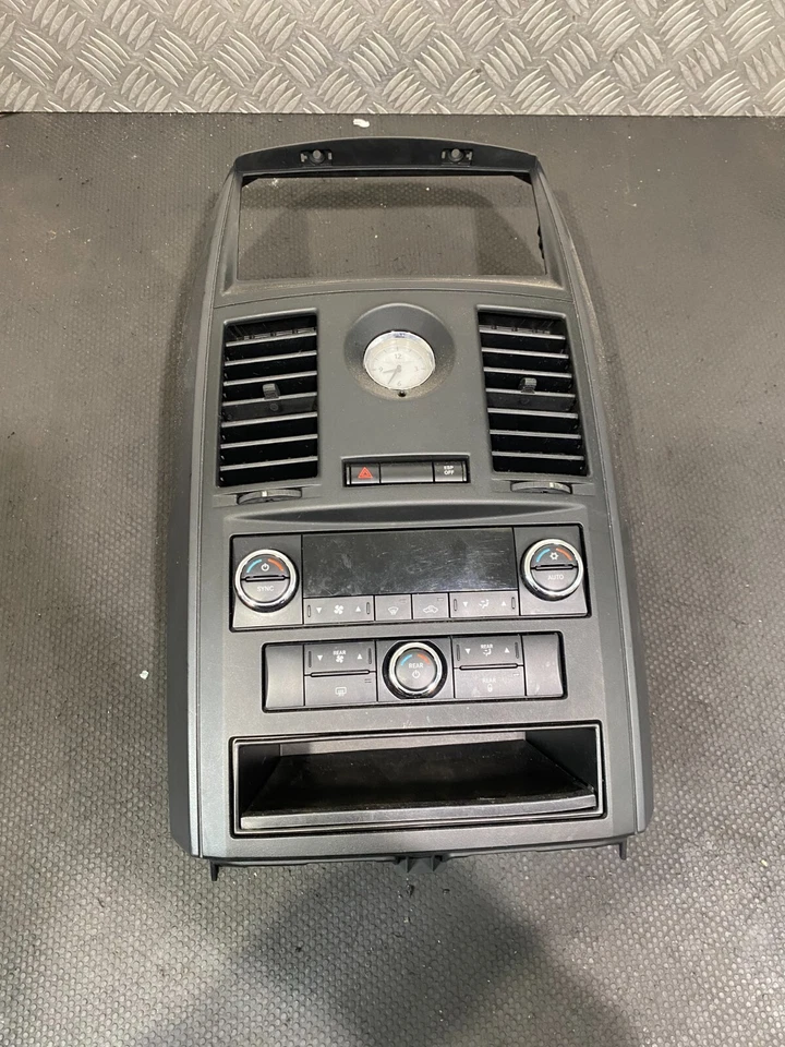 2008 CHRYSLER VOYAGER КЛИМАТ-КОНТРОЛЬ ПАНЕЛИ С ПРИБОРНОЙ ПАНЕЛИ ОТДЕЛКИ P55111918AA #10 - Изображение 1 из 4